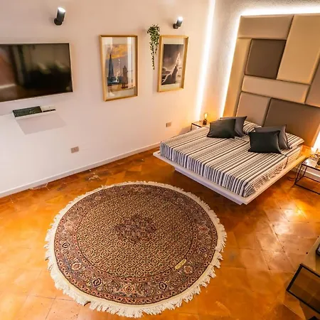 Vinto House Old Town * Salerno