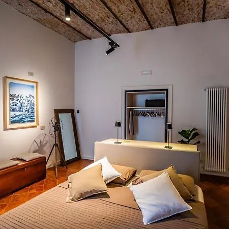 Apartment Vinto House Old Town Salerno